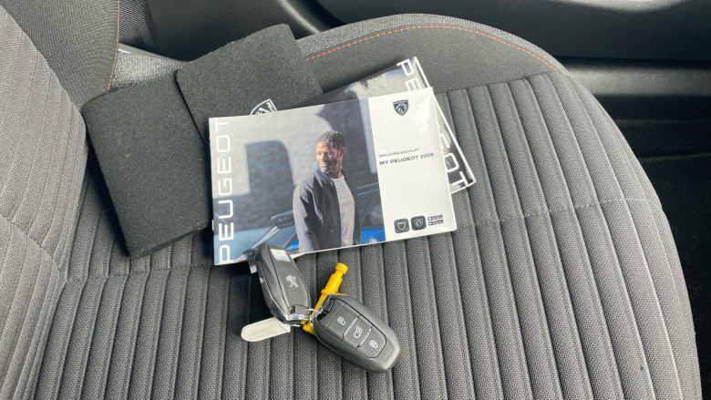 Peugeot 2008 1.2 PureTech Active Premium+ 5dr Petrol Estate